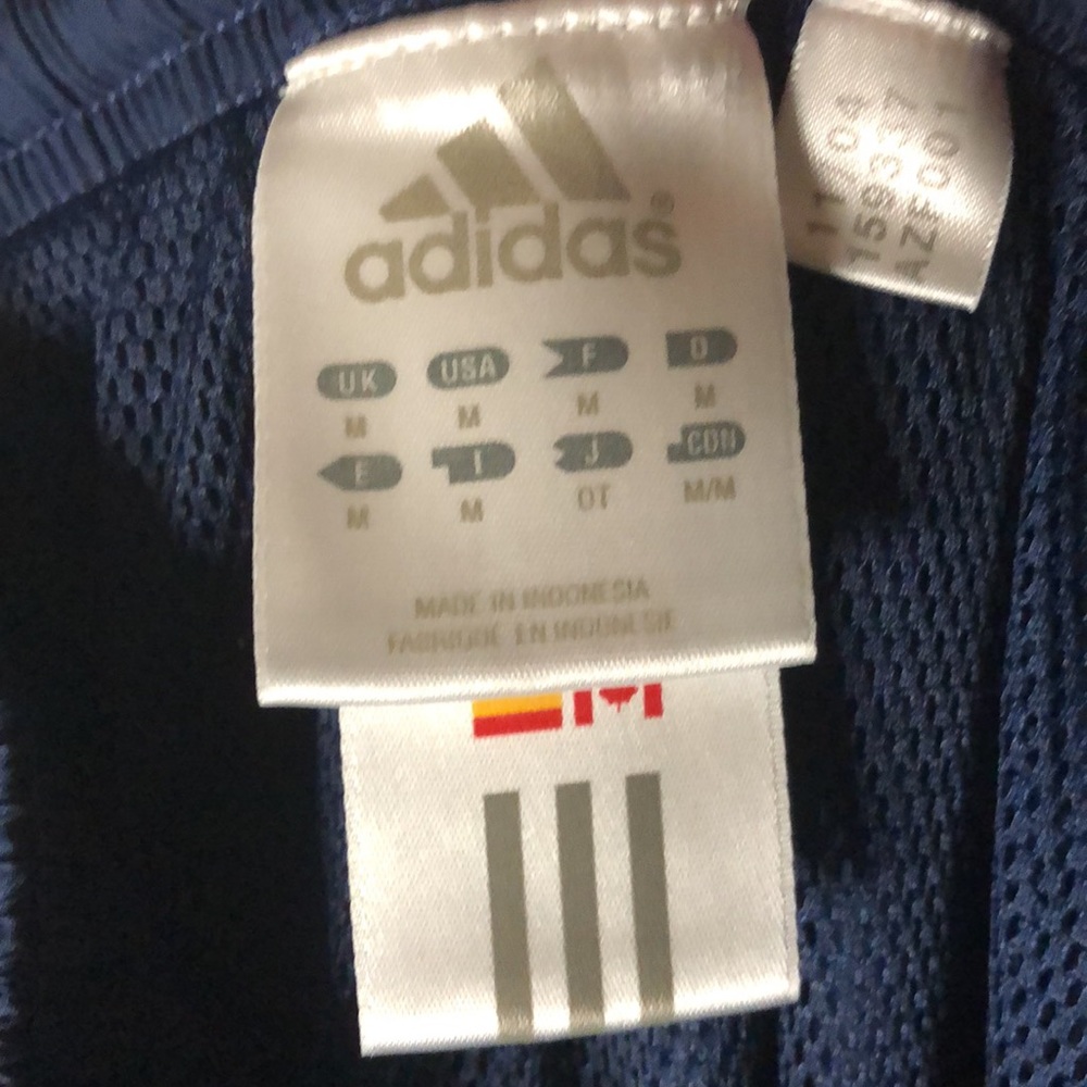 EUC Women’s Adidas athletic pants size medium - Picture 4 of 4
